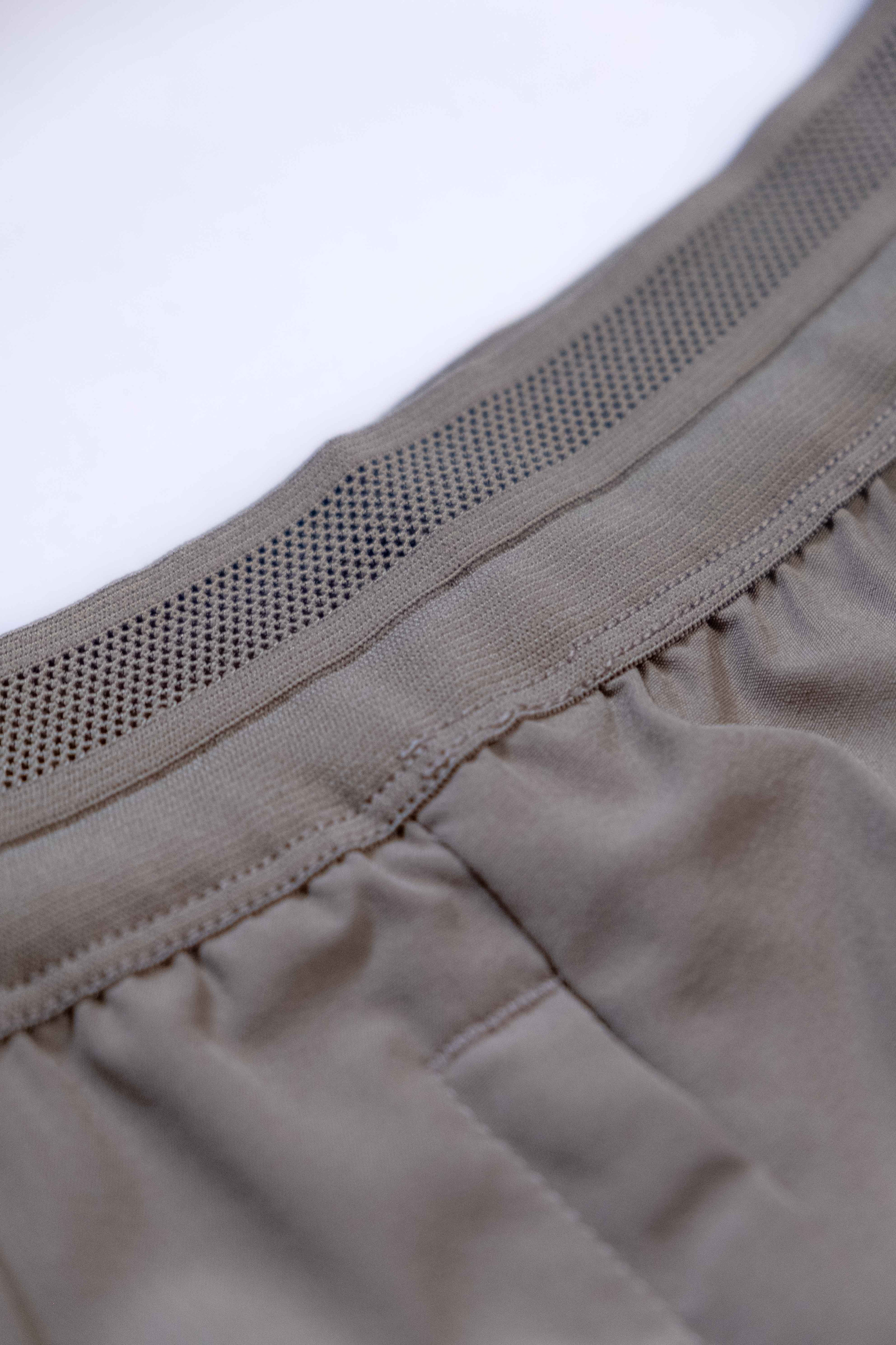 The Court Anchor Short - Clay